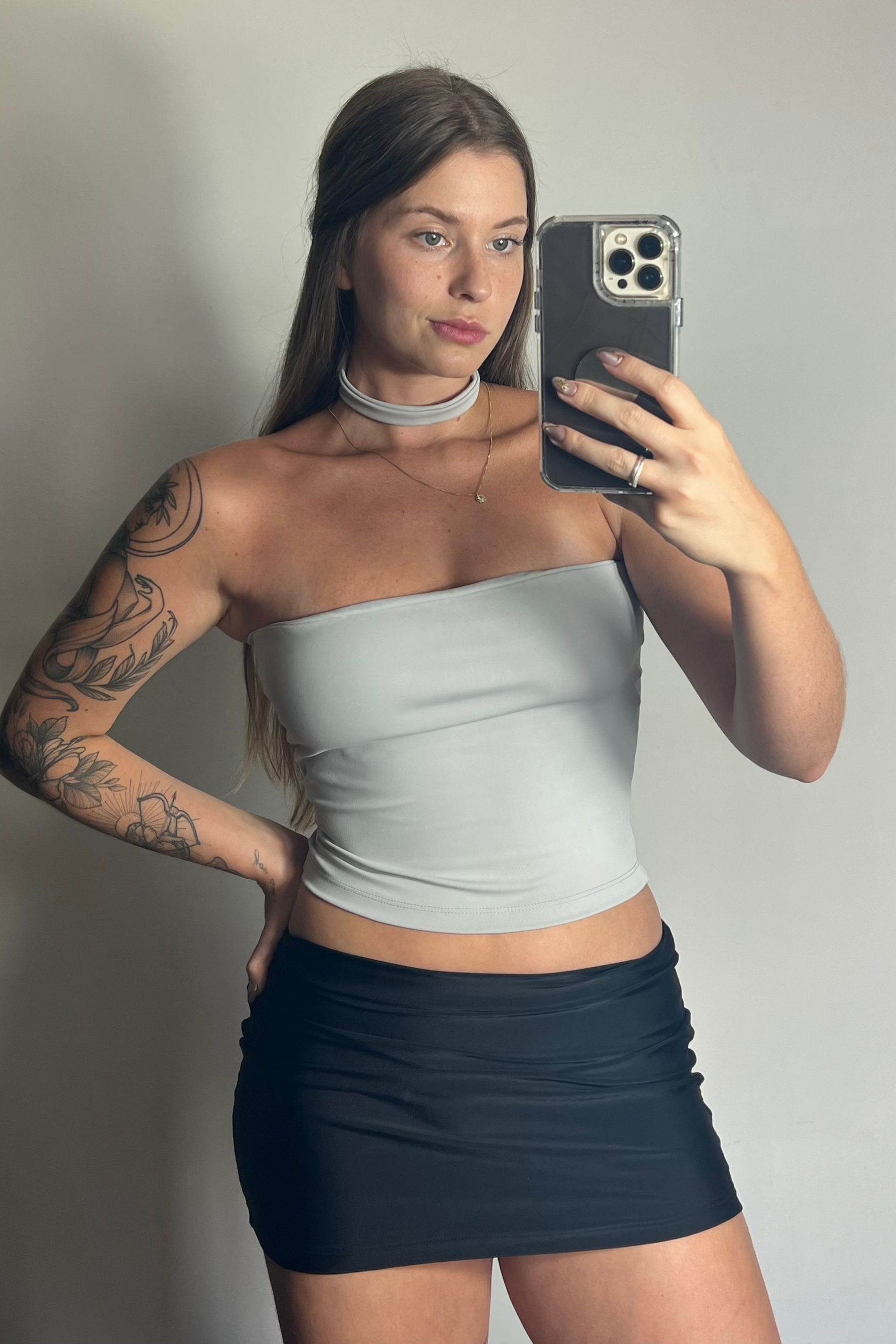 Tube Top com Acessório de Pescoço Cinza